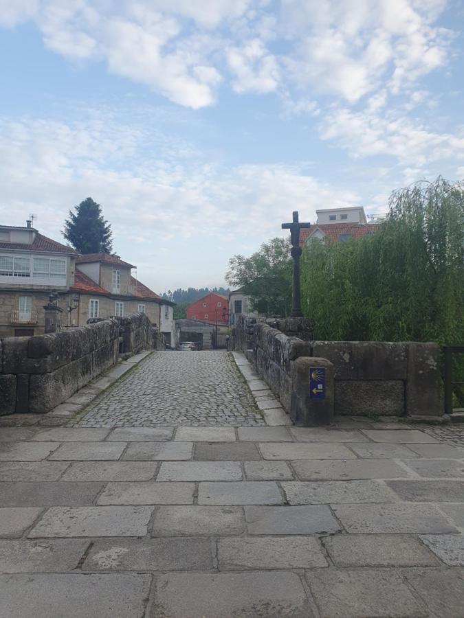 Alojamiento Ponte Romana Apartment Caldas De Reis Luaran gambar